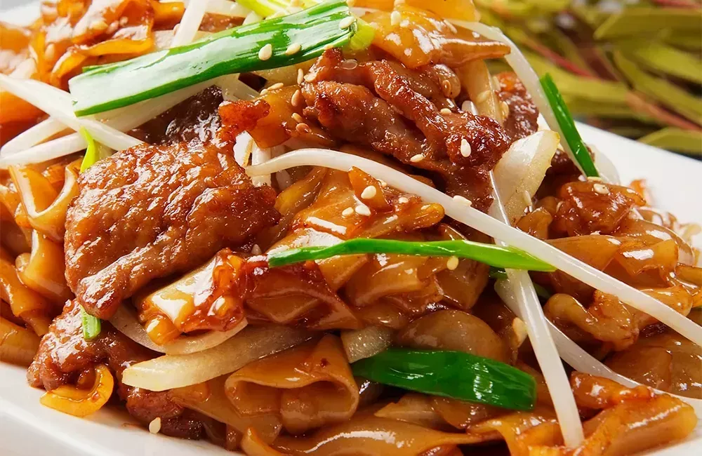 Dry-Fried Beef Rice Noodles