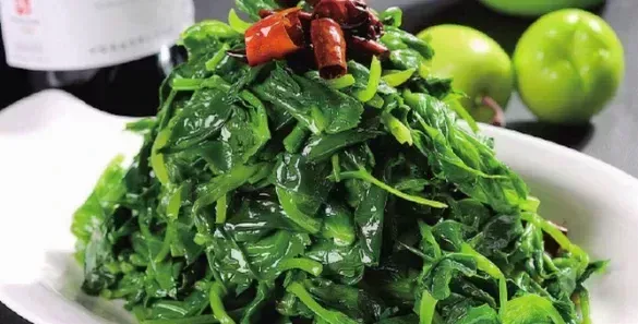 Sauteed Snow Beans Leaf